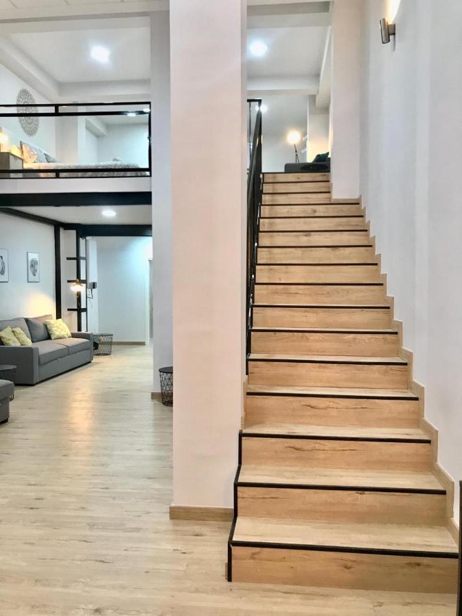 Modern & Spacious Apartment In Plaza De La Merced Málaga Eksteriør billede